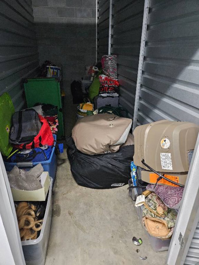 5 x 15 storage unit in Germantown, MD