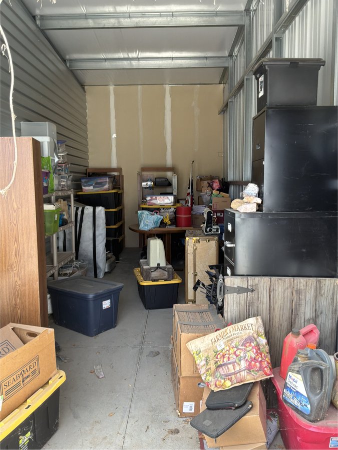 10 x 25 storage unit in Laramie, WY