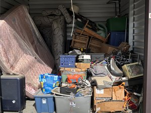 10 x 10 storage unit in Laramie, WY