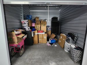 10 x 10 storage unit in Tucson, AZ