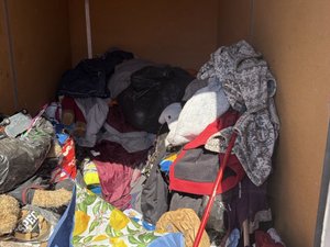 5 x 10 storage unit in Sacramento, CA