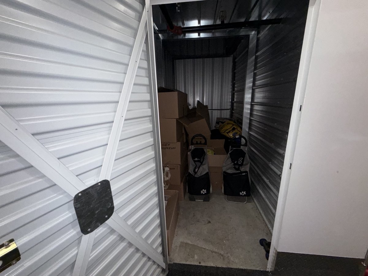 5 x 10 storage unit in Brooklyn, NY