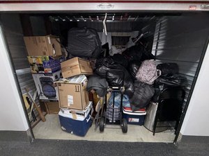 10 x 10 storage unit in Brooklyn, NY