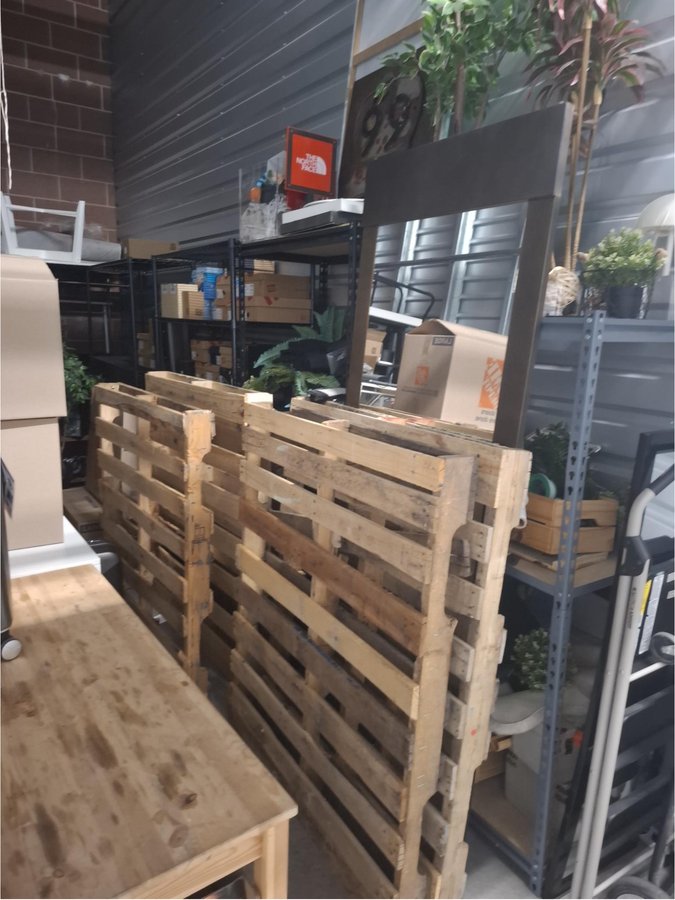 10 x 20 storage unit in Denver, CO