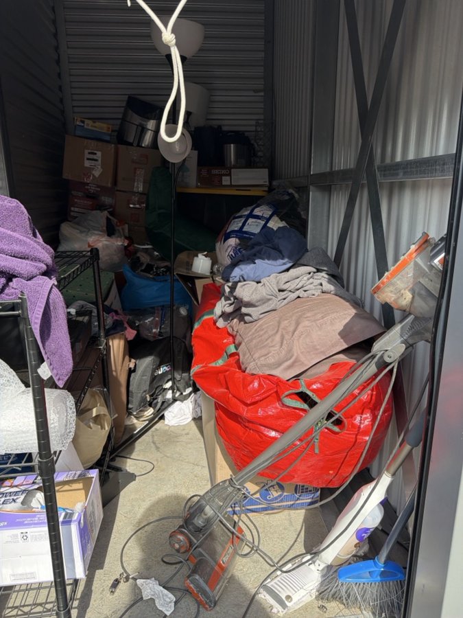 5 x 10 storage unit in Roseville, CA