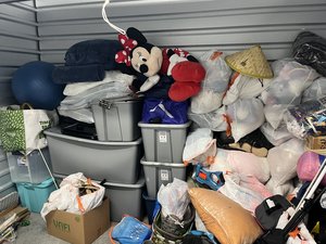 5 x 10 unit in Aurora