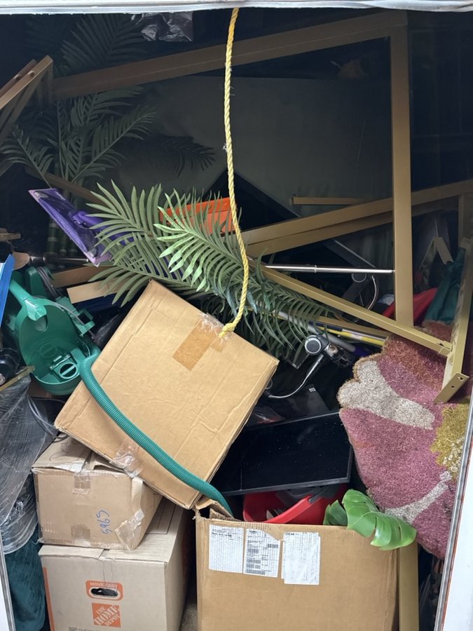 10 x 10 storage unit in Las Vegas, NV