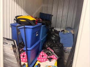 5 x 10 storage unit in Cicero, IL