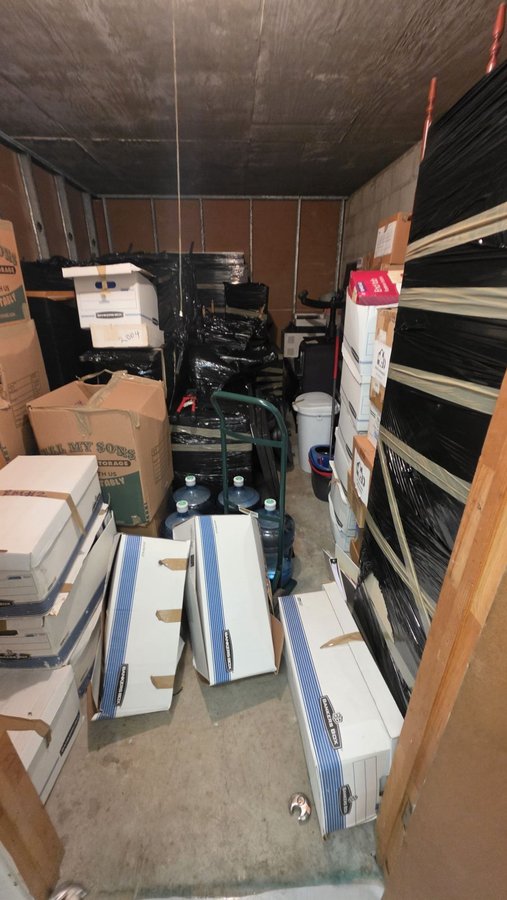 10 x 15 storage unit in Miami Gardens, FL