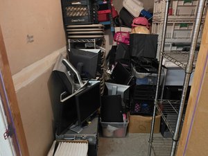 10 x 10 storage unit in Miami Gardens, FL