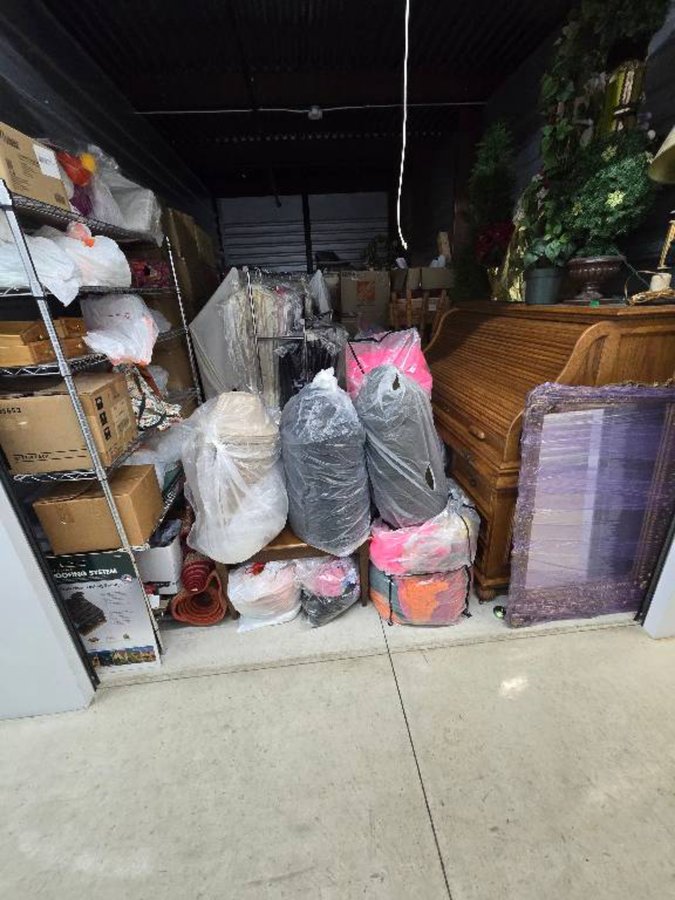 10 x 20 storage unit in San Antonio, TX