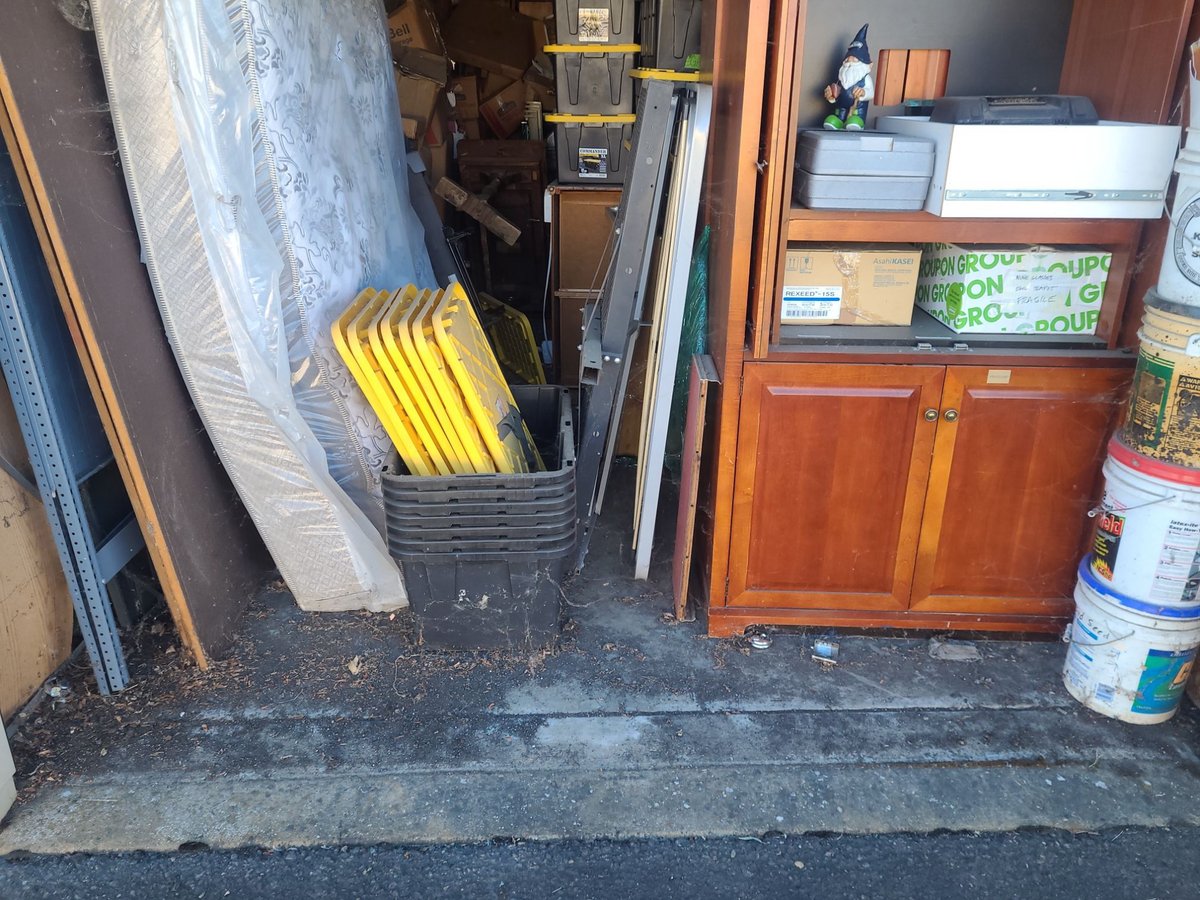 10 x 30 storage unit in Vancouver, WA