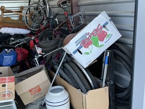 10 x 10 storage unit in Las Vegas, NV
