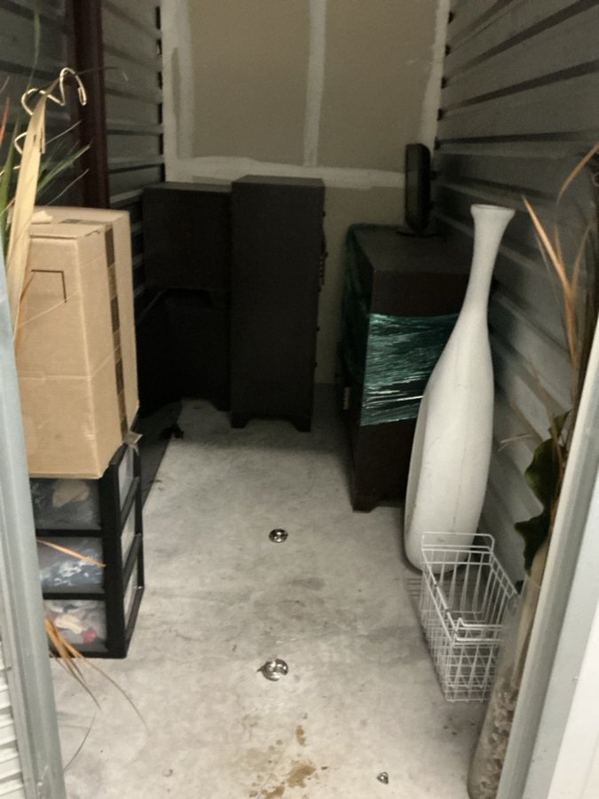 5 x 10 storage unit in Las Vegas, NV