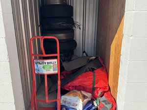 5 x 8 storage unit in Aurora, CO