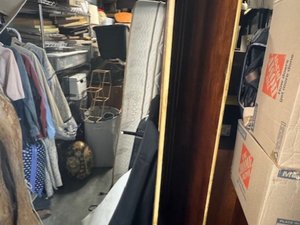 10 x 20 storage unit in Calabasas, CA