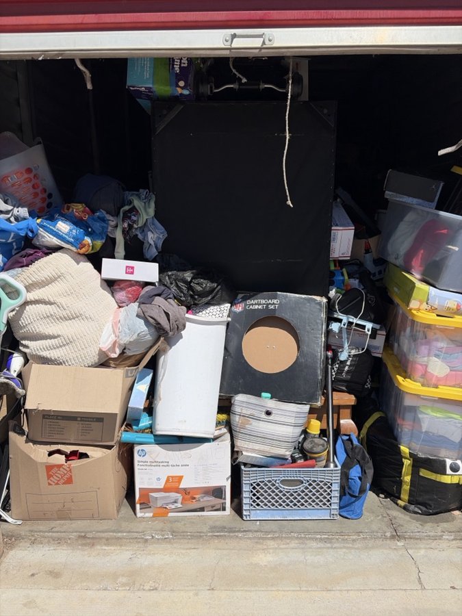 10 x 25 storage unit in Moreno Valley, CA