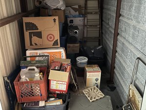 10 x 5 storage unit in Hudson, FL