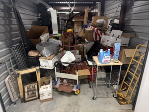 10 x 20 storage unit in Conroe, TX