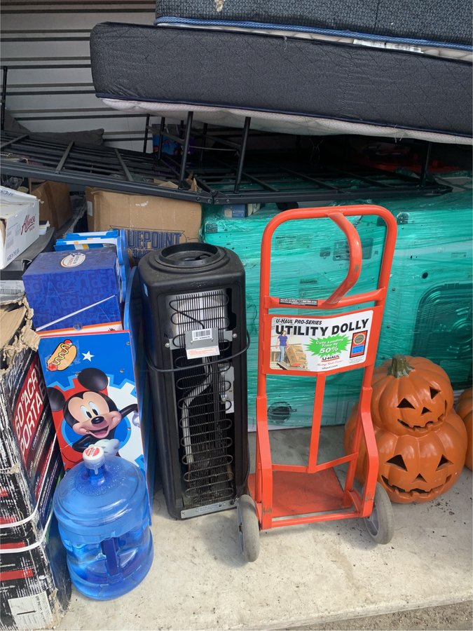 10 x 10 storage unit in Humble, TX