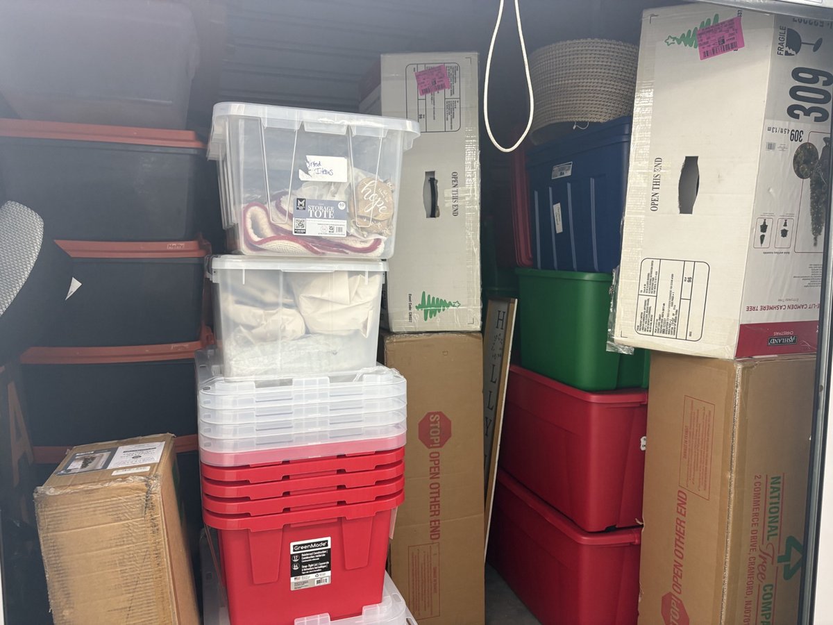 7 x 10 storage unit in Humble, TX