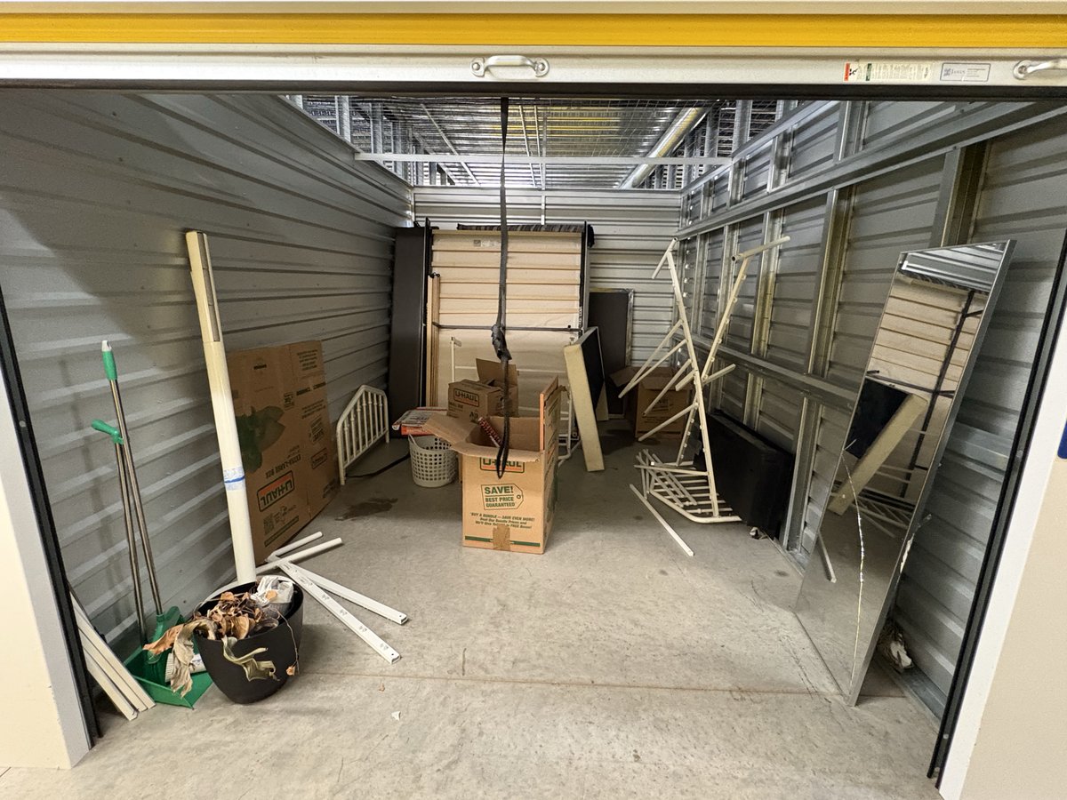 10 x 15 storage unit in Atlanta, GA