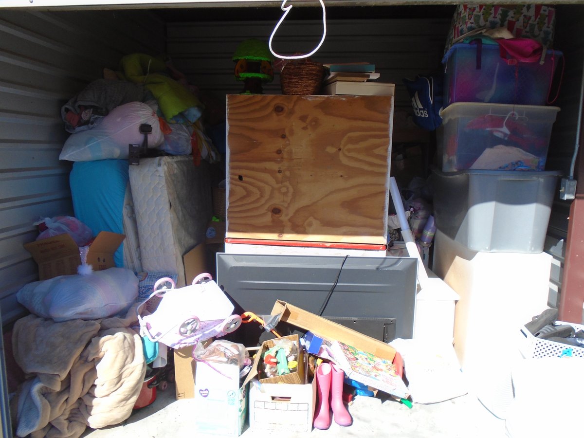10 x 10 storage unit in Panama City, FL