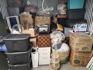 7 x 10 storage unit in Cranston, RI