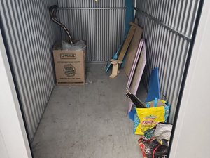 5 x 10 storage unit in Cranston, RI