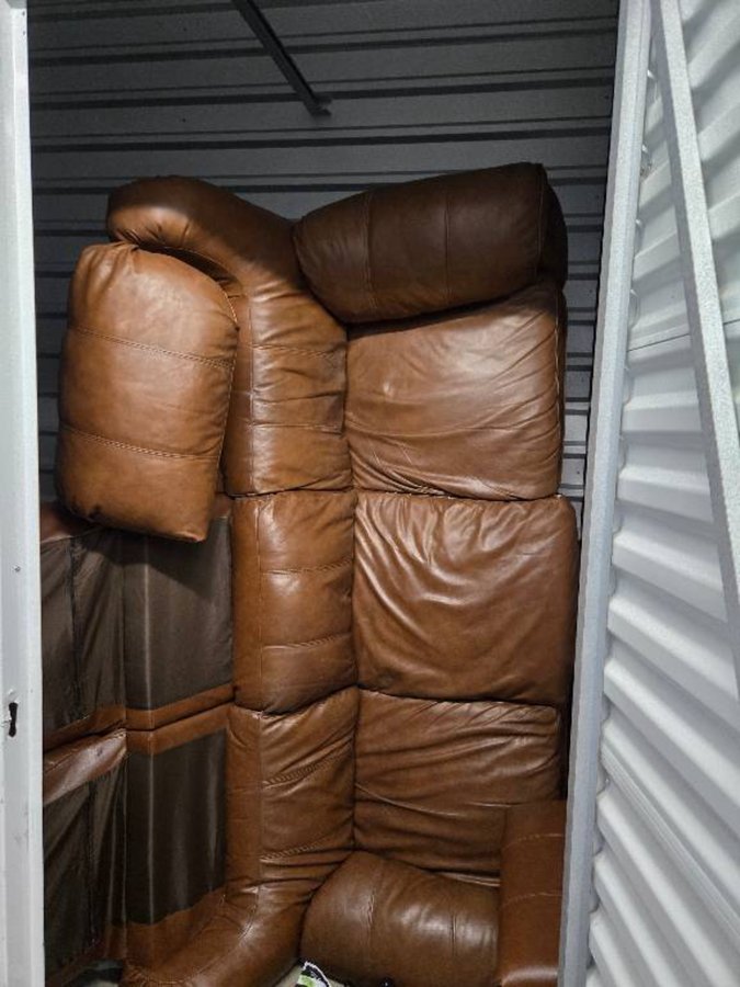 5 x 10 storage unit in Dumfries, VA
