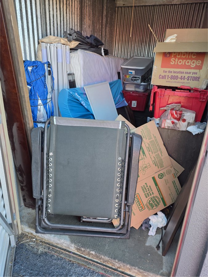 5 x 10 storage unit in Phoenix, AZ