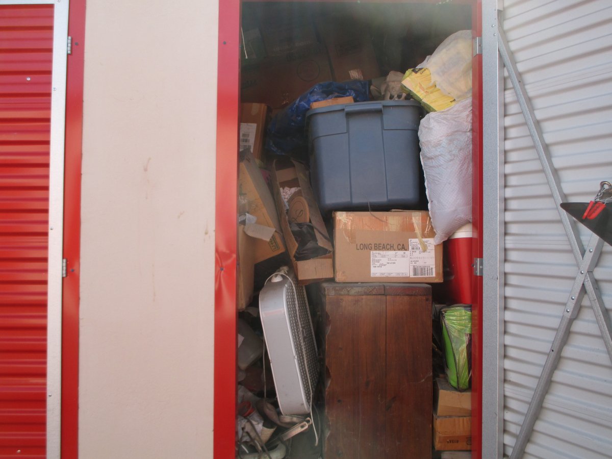 5 x 10 storage unit in Tucson, AZ