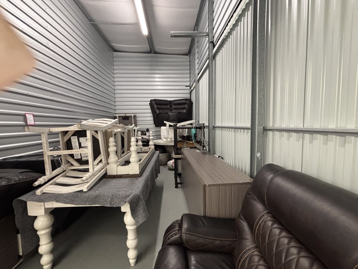 10 x 20 storage unit in Houston, TX