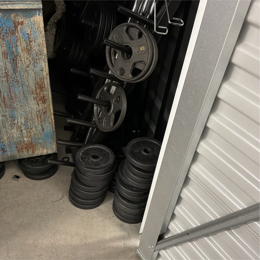 5 x 10 storage unit in Denver, CO