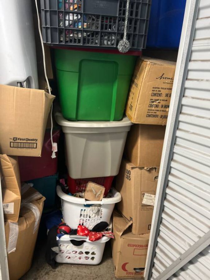 5 x 10 storage unit in Cicero, IL