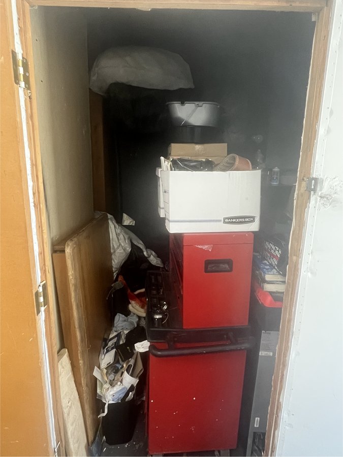 10 x 13 storage unit in Rosemead, CA