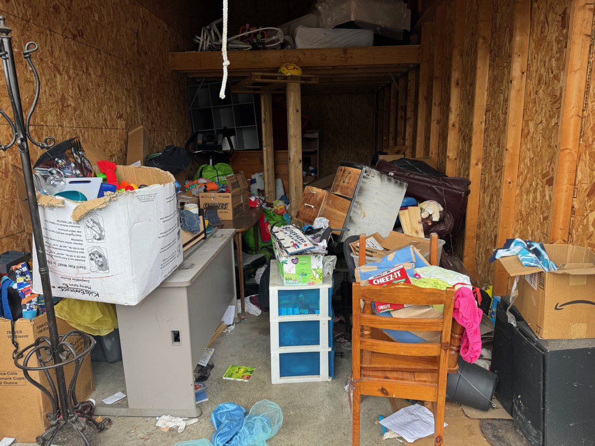 10 x 25 storage unit in Green Bay, WI
