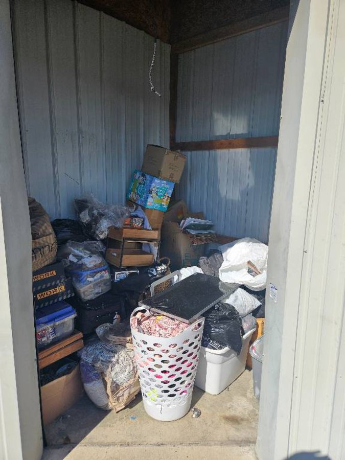 5 x 5 storage unit in Edinburgh, IN