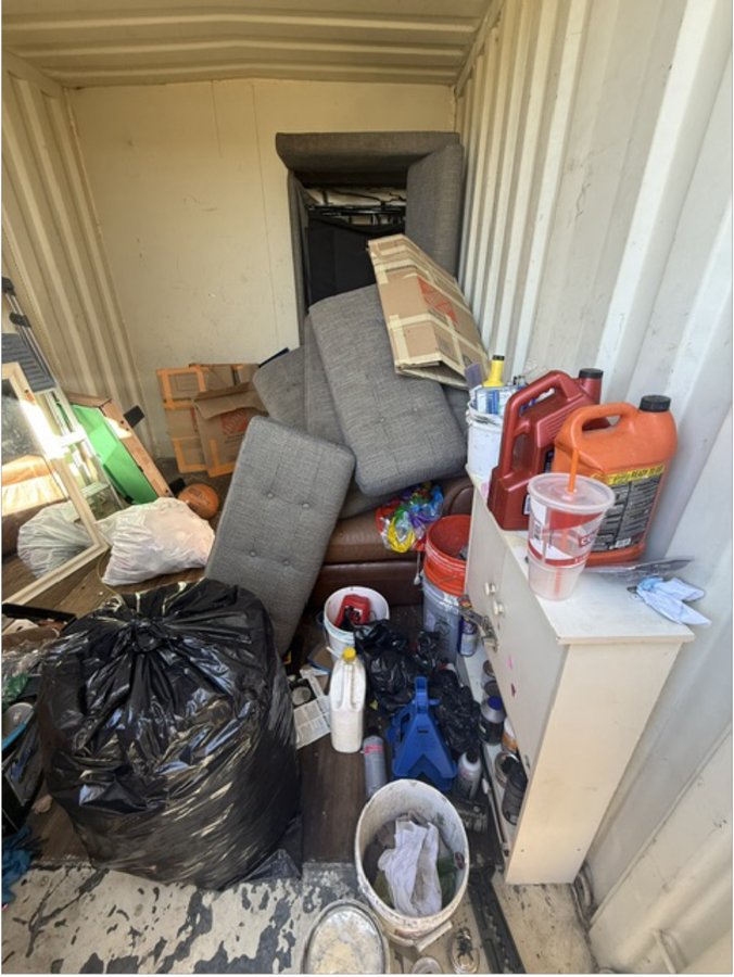 8 x 10 storage unit in Anaheim, CA
