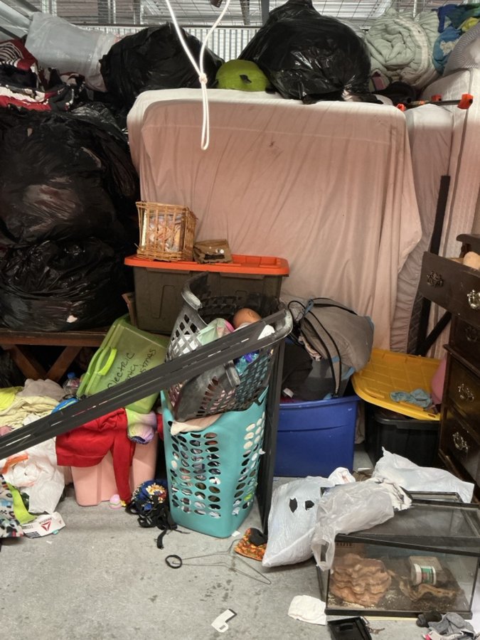 10 x 10 storage unit in North Las Vegas, NV
