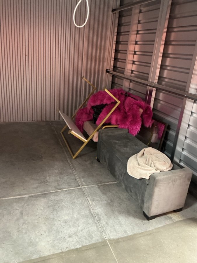 10 x 10 storage unit in North Las Vegas, NV