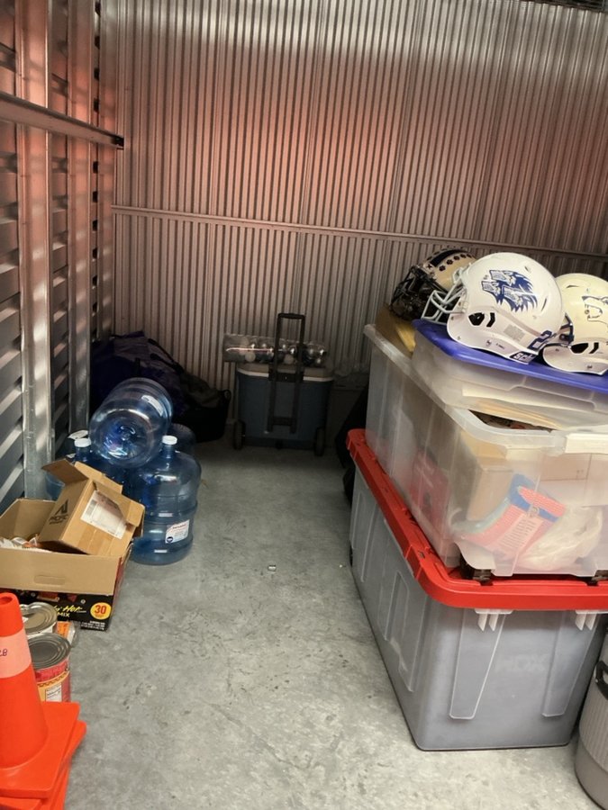 10 x 10 storage unit in North Las Vegas, NV