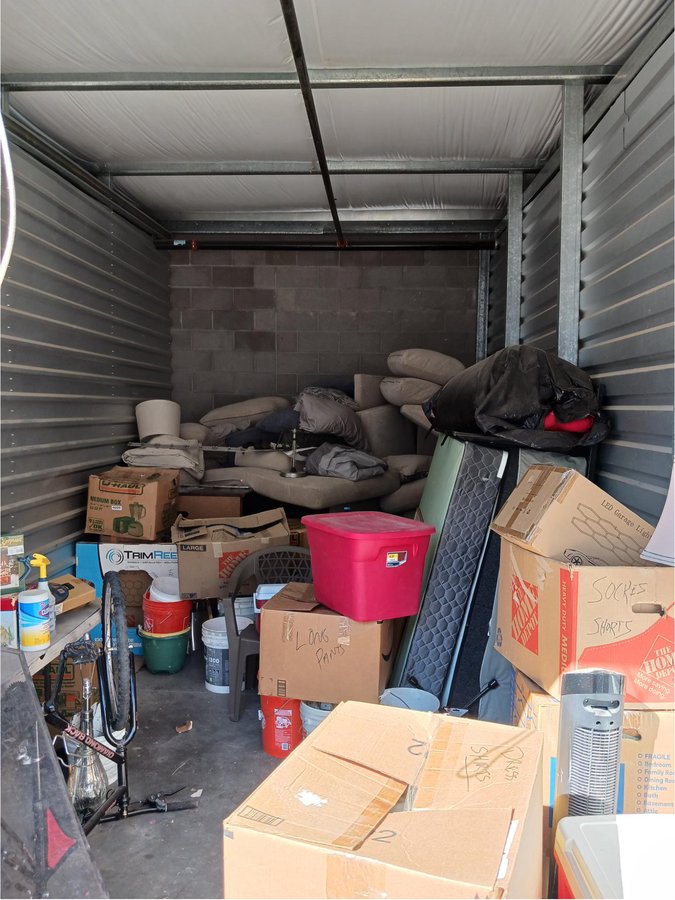 10 x 20 storage unit in Scottsdale, AZ