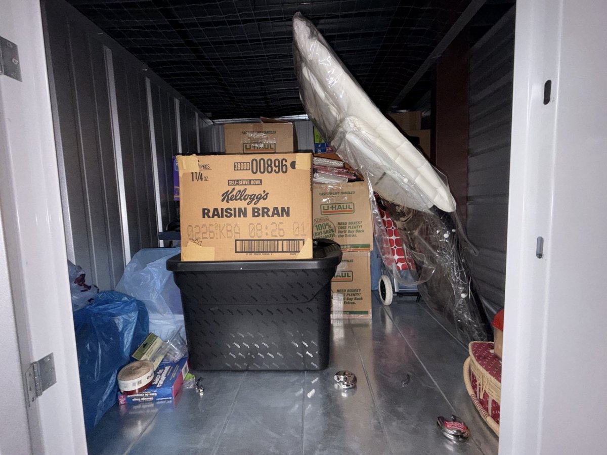 5 x 5 storage unit in Brooklyn, NY