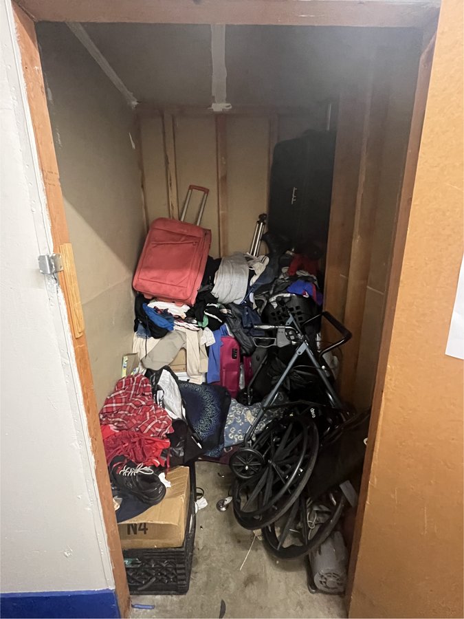 5 x 6 storage unit in Rosemead, CA