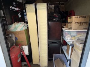 7 x 10 storage unit in Los Angeles, CA