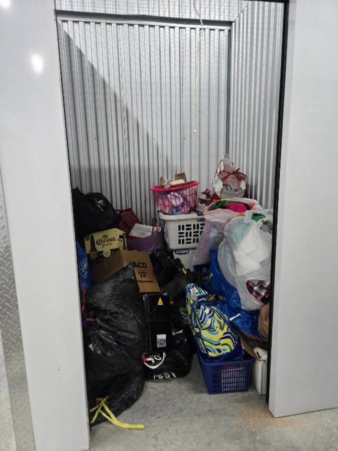 5 x 5 storage unit in Bensenville, IL