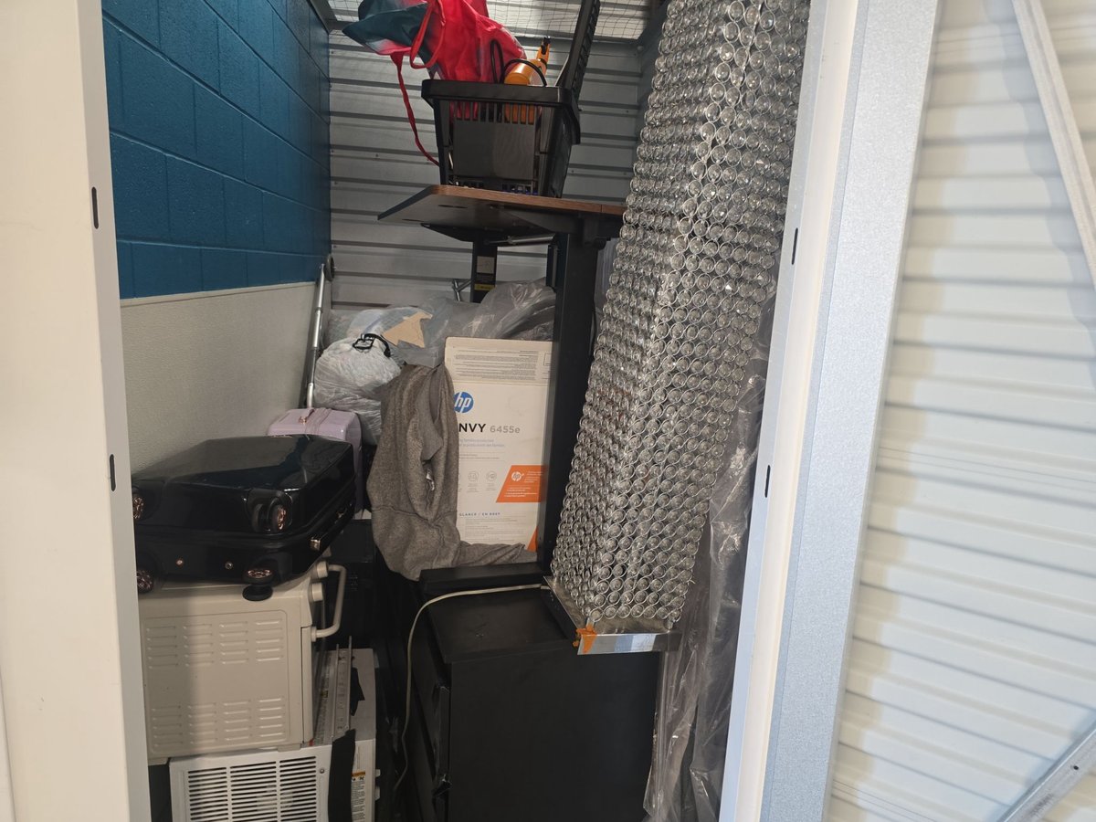 5 x 10 storage unit in Cincinnati, OH
