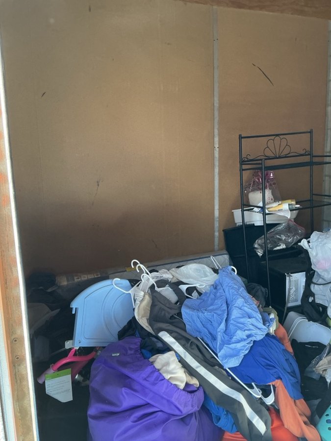 10 x 10 storage unit in Las Vegas, NV
