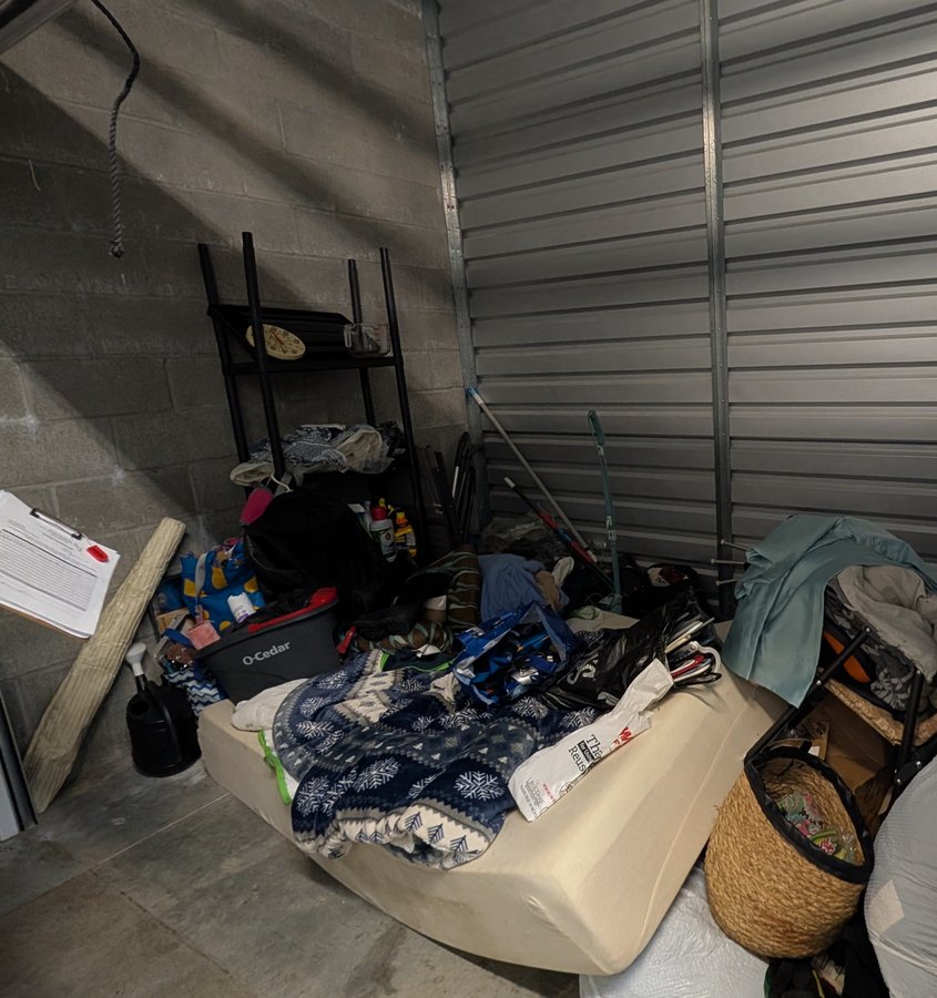 7 x 10 storage unit in Tacoma, WA